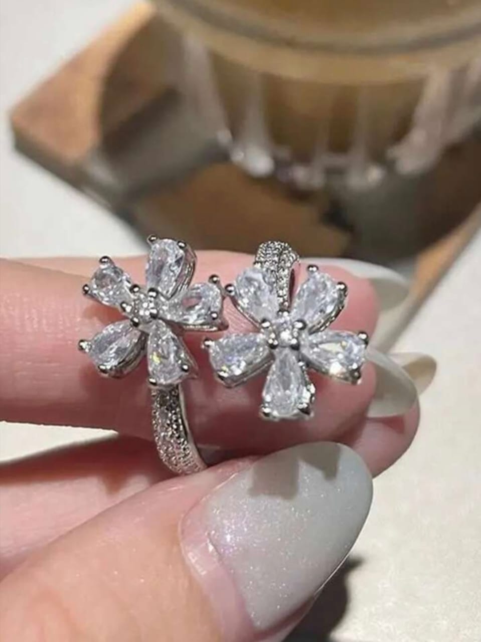 ITALIAN FLOWER STYLE RING